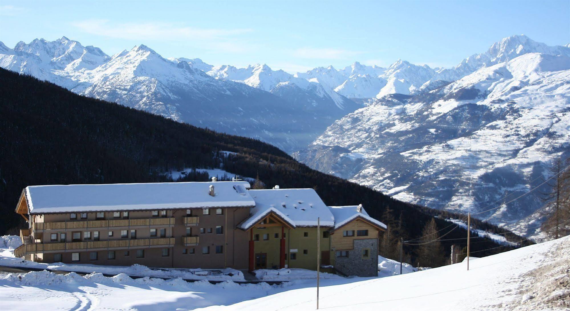 Hotel La Chance Pila  Extérieur photo